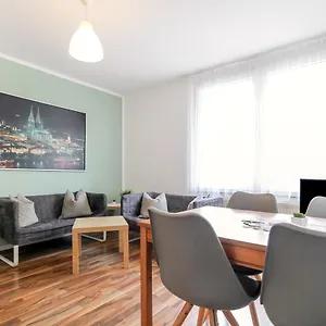  Appartement Fewo-colonia Koeln-innenstadt